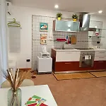 The Roomie, Cozy For Couples Or Friends アパート