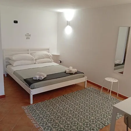 アパート The Roomie, Cozy For Couples Or Friends *