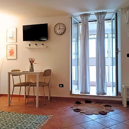 דירה The Roomie, Cozy For Couples Or Friends *